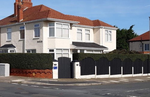Bispham Apartamento | Lodge-Baño Privado-Caxton Lodge
