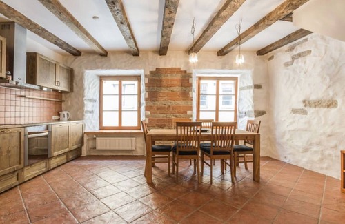 Old Town Apartamento | Blacksmith Old Town Apartments