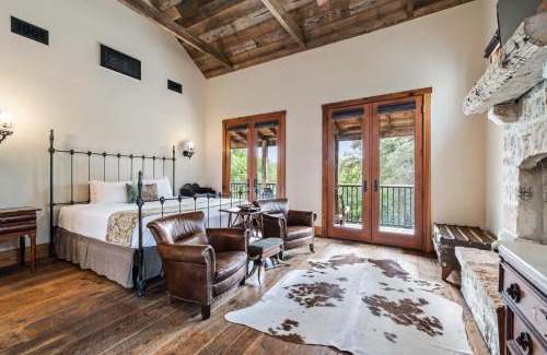 Fredericksburg Hotel | Blacksmith Quarters