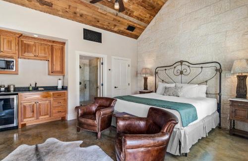 Fredericksburg Hotel | Blacksmith Quarters