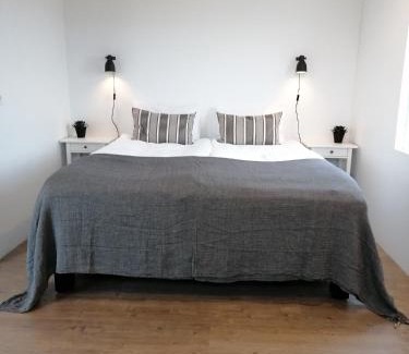 Reykholt Casa | Blackwood cottage near Geysir