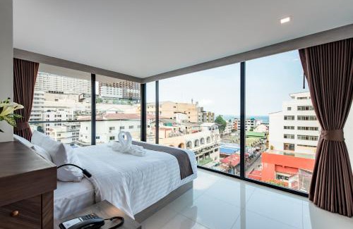 Central Pattaya Hotel | Blackwoods Hotel Pattaya - SHA Extra Plus