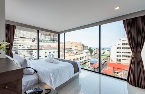 Central Pattaya Hotel | blackwoods Hotel Pattaya