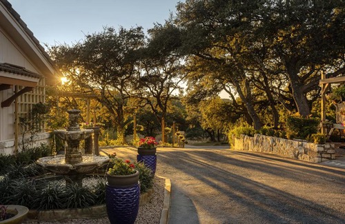 Wimberley Cama Y Desayuno | Blair House Inn and Spa