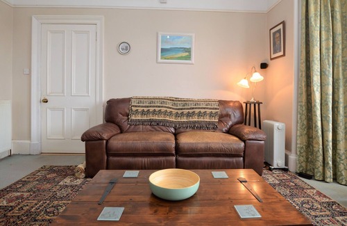 Tighnabruaich Casa | Blairbank House, waterfront, picturesque coastal village