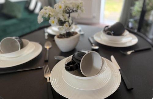 Great Linford Casa | Blakelands 2bed house