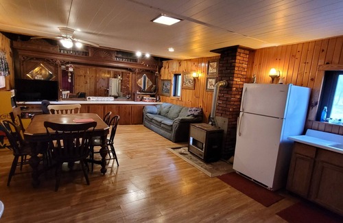 Viola Cabina | Blakley Hobbit Large Cabin