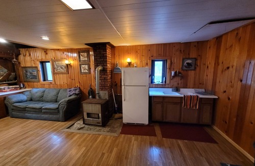Viola Cabina | Blakley Hobbit Large Cabin