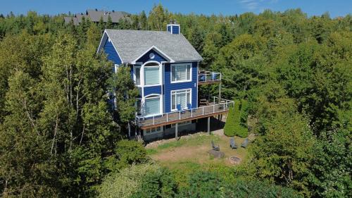 Petite-Riviere-Saint-Francois Casa | Bleuzen appartement du haut