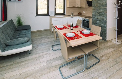 Zasip Apartamento | Bled Prestigious and Stylish Apartments - Classic One Bedroom Apartment with Balcony