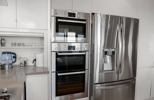 Vincentia Casa | Blenheim Beauty - 3 Bdrm Home with Spa