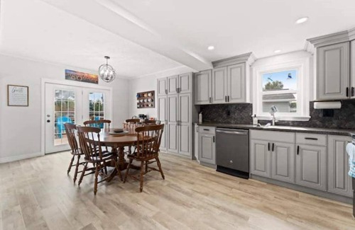 Harwich Casa | Blenheim Hideaway