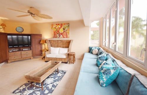 Hastings Casa | Blessed Manor by Bluescape
