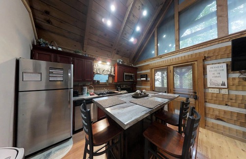 Townsend Cabina | Blessed Nest