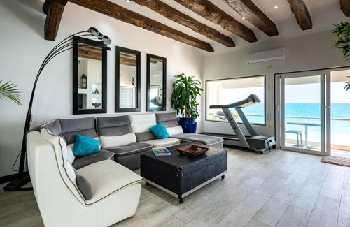 Simpson Bay Villa | Bleu Azur Villa