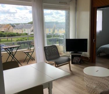 Courseulles-sur-Mer Apartamento | Bleu Salé - F2 Courseulles avec balcon