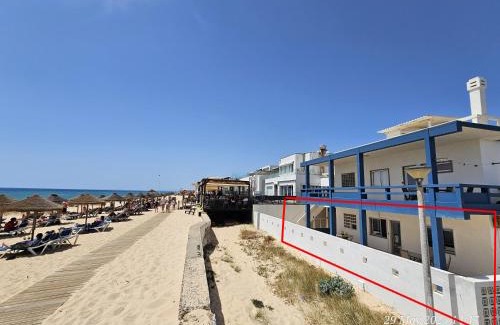 Praia de Faro Casa | Blife Bandaya private rooms at Faro beach