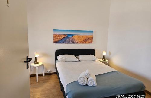 Praia de Faro Casa | Blife Bandaya private rooms at Faro beach