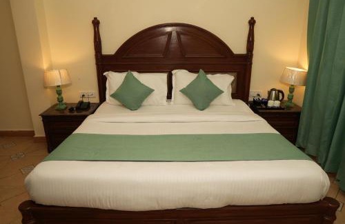 The Mall Road Hotel | Bliss&CoManor
