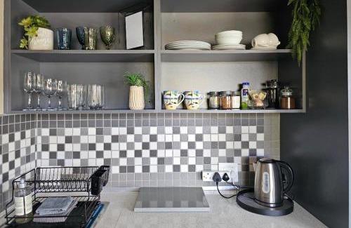 Wavecrest Apartamento | Bliss on JBay - BlissPool