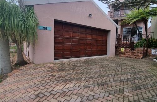 Aston Bay Casa | Bliss on the Bay