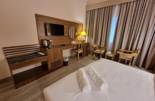 Naif Hotel | Bliss Square Hotel