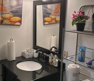 Aylmer Apartamento | Blissful 2Bedroom Cozy Lowerlevel Unit PrivateEntrance