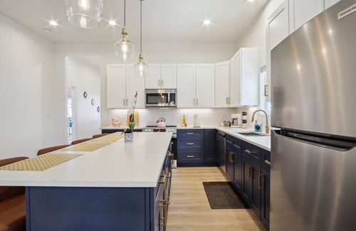Downtown San Antonio Casa | Blissful 5BR 3BA Haven Near Riverwalk Downtown