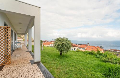 Porto Moniz Casa | Blissful Haven - Soulful Stays