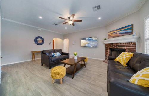 Flour Bluff Casa | Blissful Heated Pool Retreat