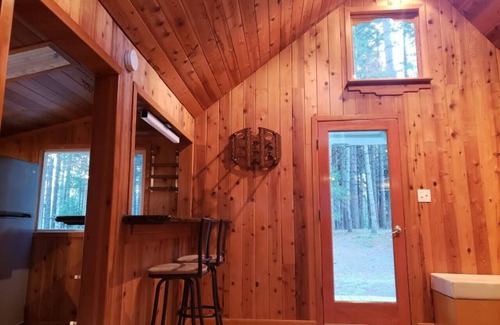Douglas County Casa | Blissful Solitude Cottage