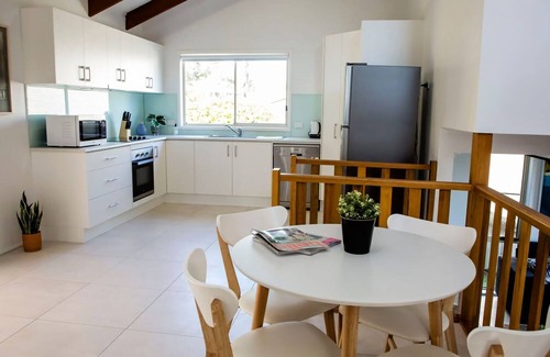 Surf Beach Casa | Blissful Stay Moments From the Beach