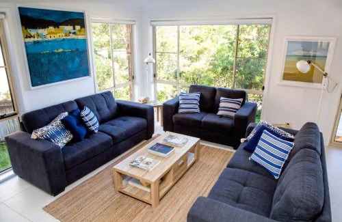 Surf Beach Casa | Blissful Stay Moments From the Beach