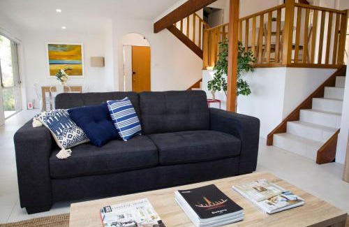Surf Beach Casa | Blissful Stay Moments From the Beach