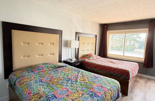 Maxwell Hotel | BlissPoint Inn FKA Motel 6t7
