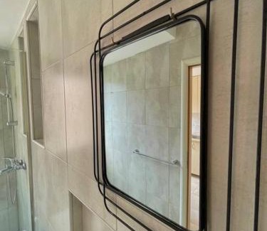Blloku Apartamento | Bllok's Brightest Gem - A Chic Stay in the Heart of Tirana