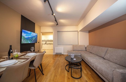 Tirana Apartamento | Blloku Unique Apartments 2
