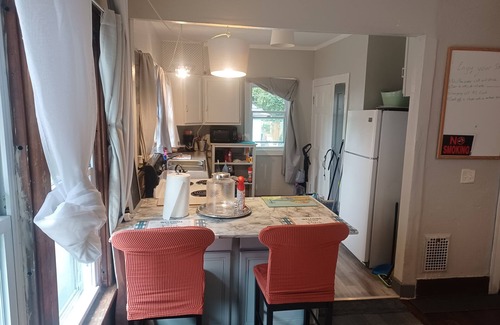 Rochester Casa | Block from Airport, walk to U of R/Strong Hospital, Genesee Valley Park.