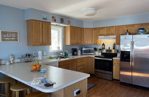 Calvert Beach-Long Beach Casa | Block to beach. Enjoy relax and play in our gameroom