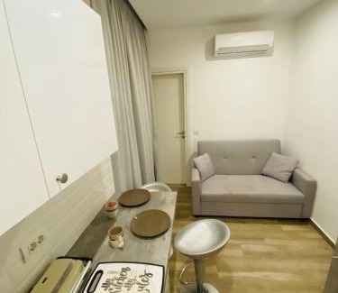 Petaloudes Apartamento | Block66