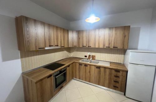 Tirana Apartamento | Bloom Haven