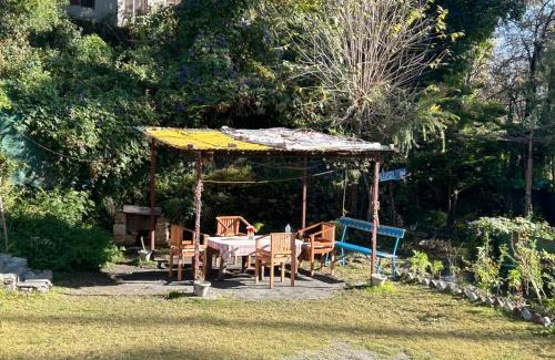 Almora Casa | Bloom HomeStay