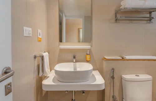 Nanakram Guda Hotel | Bloom Hotel Financial District