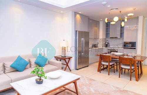 Sharm Apartamento | Bloomfields 2BR Plus Maid Address Beach