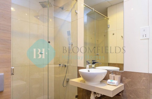 Jadaf Apartamento | Bloomfields Cozy 1BR Iris Amber