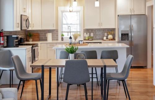 Bloomington Casa | Bloomington Bliss