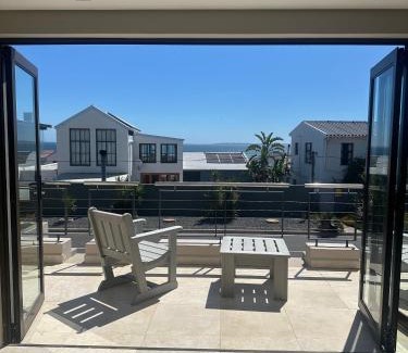 Big Bay Casa | Blouberg Village Place