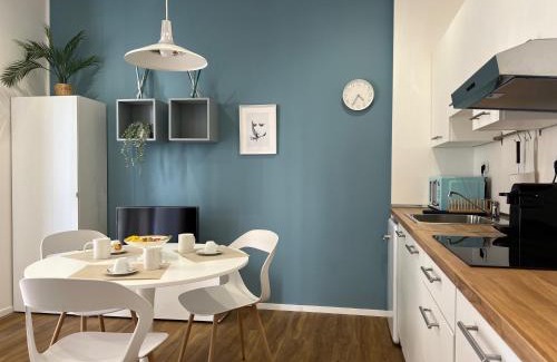 Sestri Ponente Apartamento | Blue Apartment - Airport 8 min - AC - Smart TV