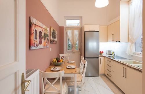 Athens Apartamento | Blue Ark Lavish Sauna Suite