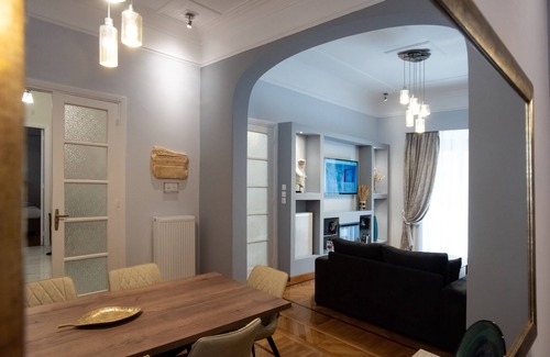 Athens Apartamento | Blue Ark Lavish Sauna Suite